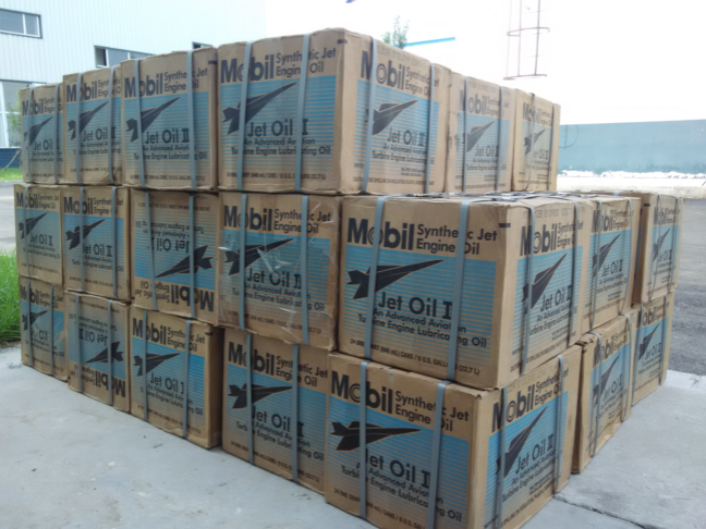 2018新批次飛馬2號(hào)航空潤(rùn)滑油入庫(kù)